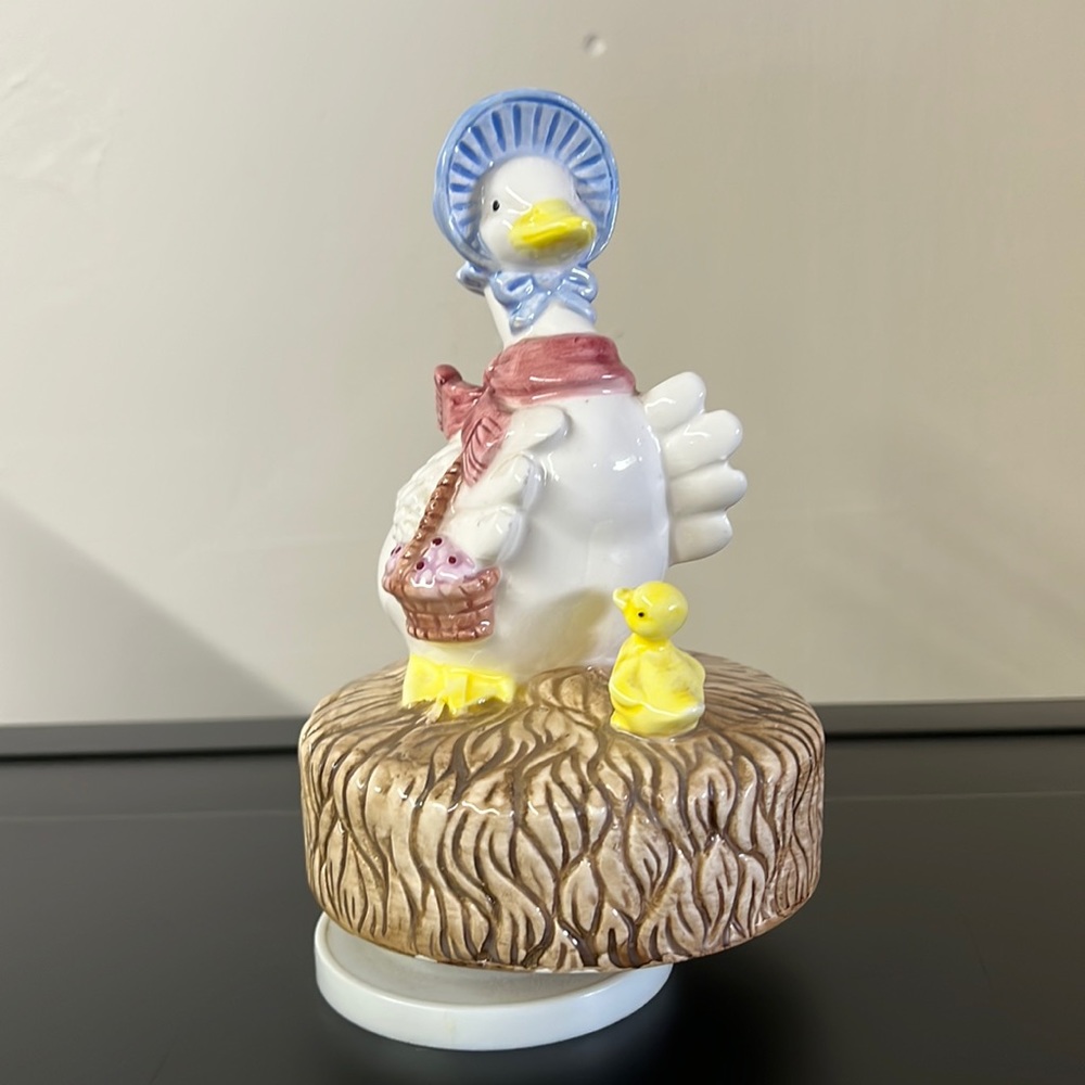 Duck Music Box